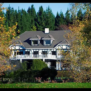 Hamurana Hotel